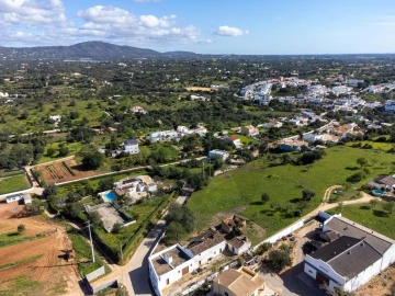 Moradia T4 para Venda em Olhão