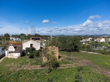 Moradia T4 para Venda em Olhão