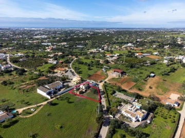 Moradia T4 para Venda em Olhão