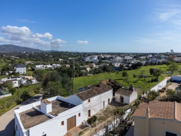 Moradia T4 para Venda em Olhão