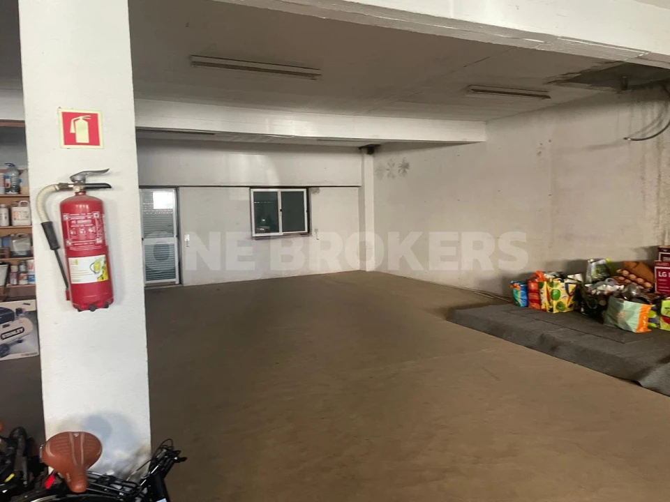 Prédio para Venda em Camarate, Unhos e Apelação Foto 7