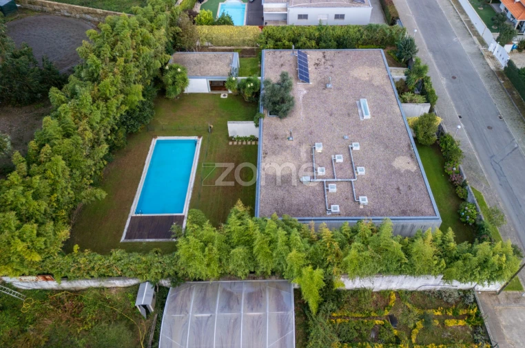 Moradia T7 para Venda em Bairro Foto 59