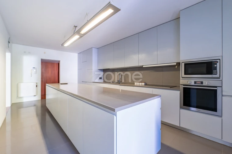 Moradia T7 para Venda em Bairro Foto 17