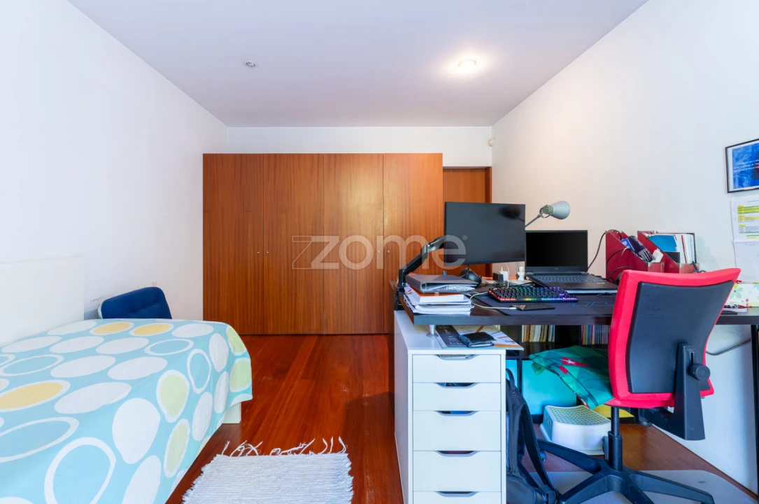 Moradia T7 para Venda em Bairro Foto 37