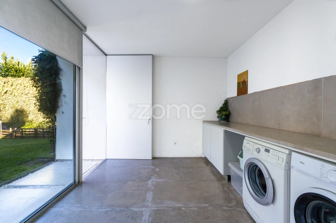 Moradia T7 para Venda em Bairro Foto 50