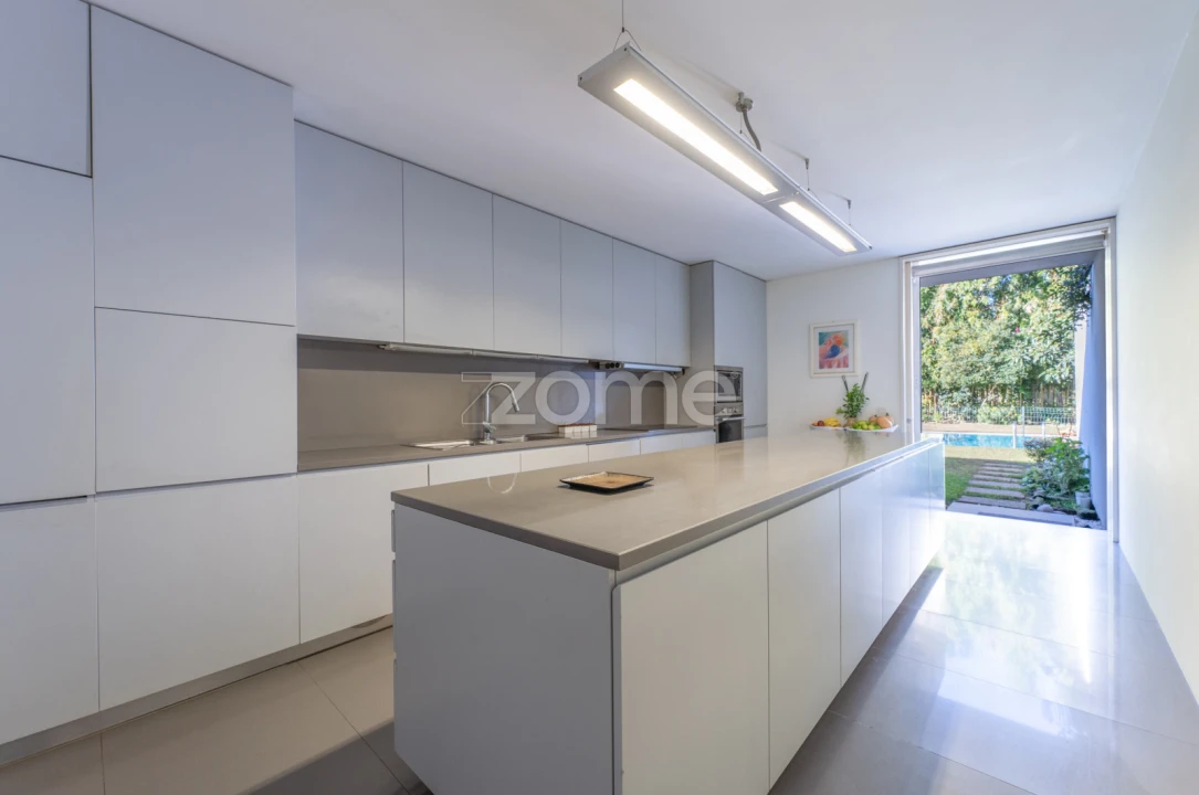 Moradia T7 para Venda em Bairro Foto 18