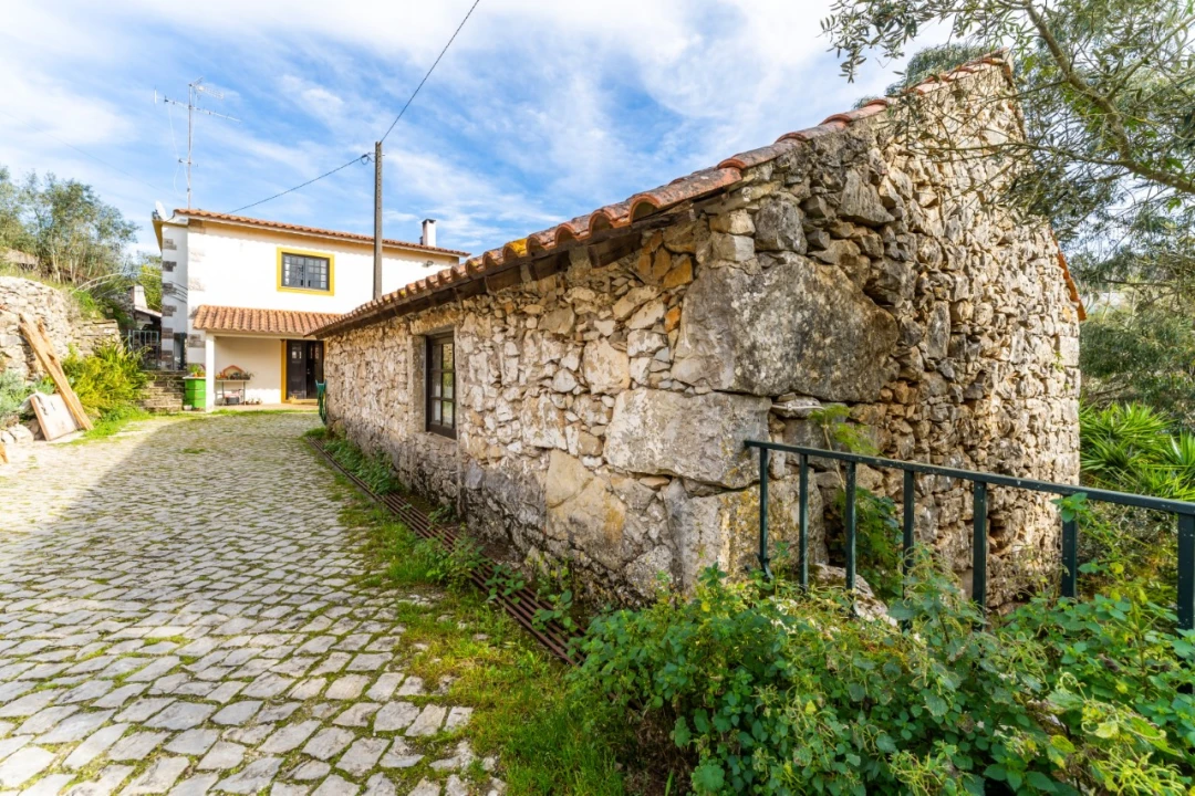 Moradia T4 para Venda em Aljubarrota Foto 4