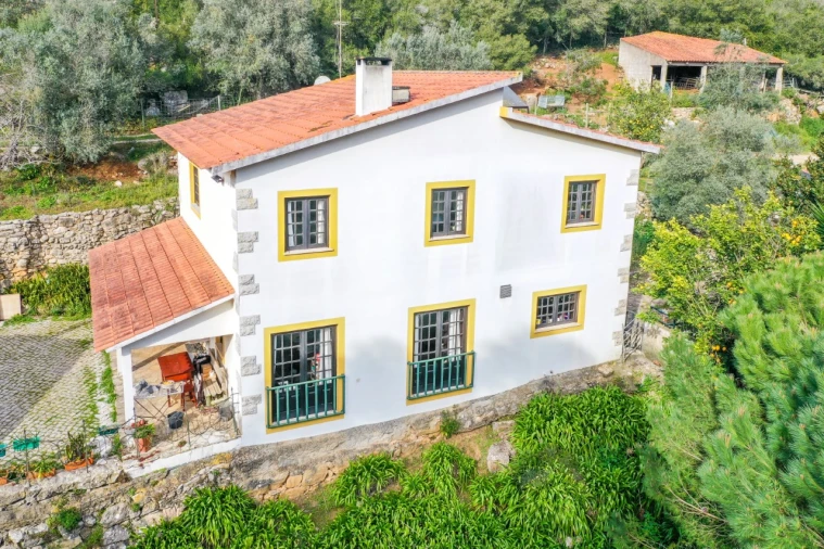 Moradia T4 para Venda em Aljubarrota Foto 2