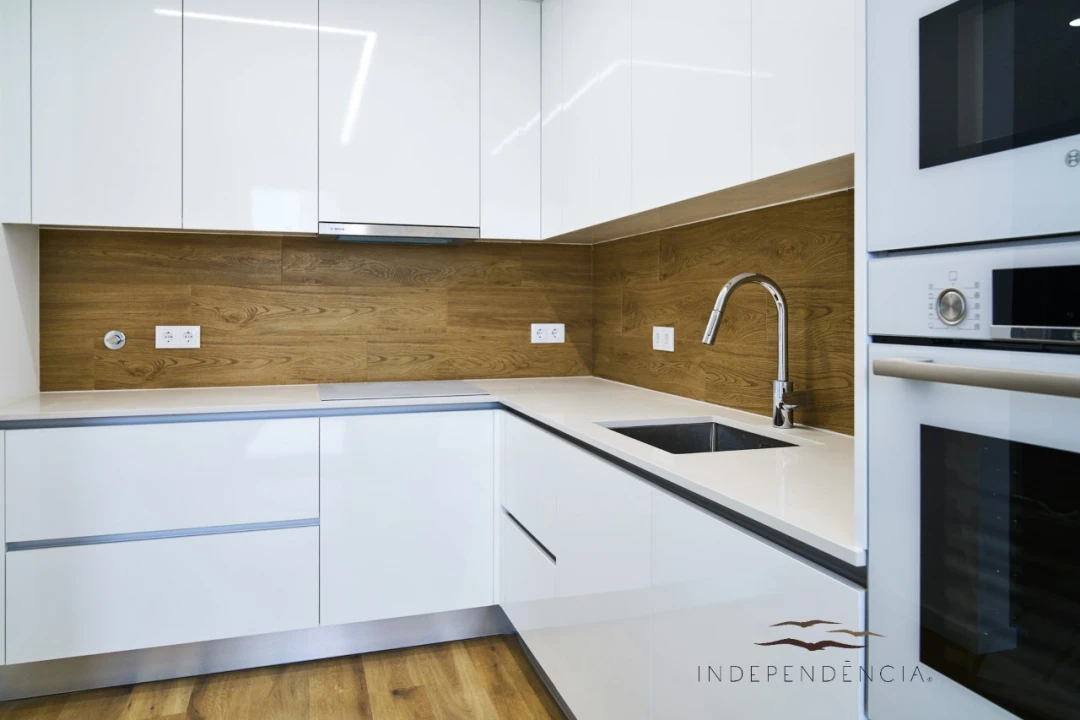 Apartamento T2 para Venda em Nazare Foto 8