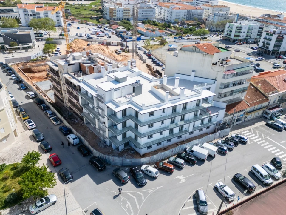 Apartamento T1 para Venda em Nazare Foto 9