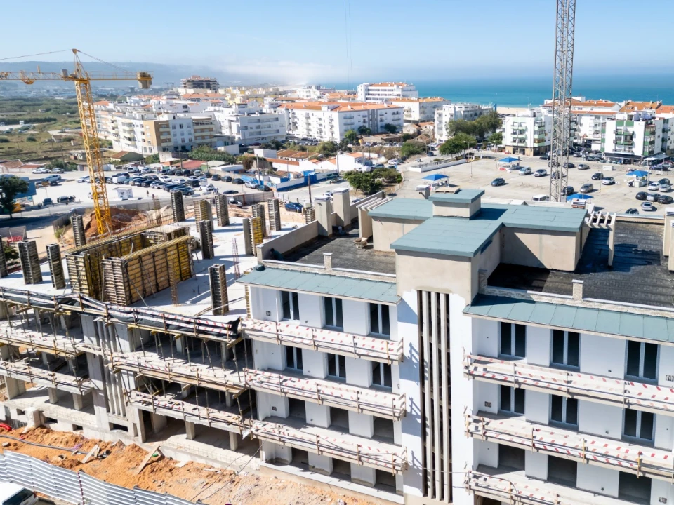 Apartamento T1 para Venda em Nazare Foto 19