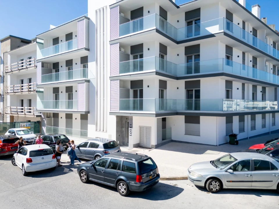 Apartamento T1 para Venda em Nazare Foto 30