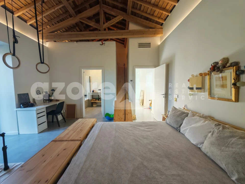 Moradia T2 para Venda em Capelas Foto 25