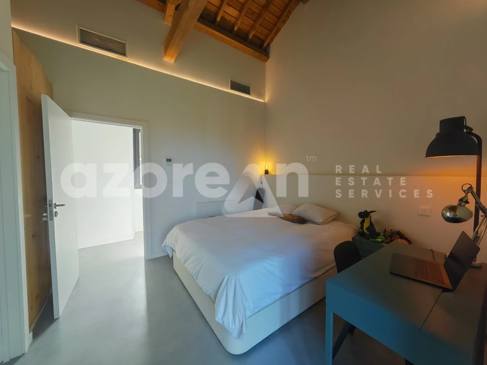 Moradia T2 para Venda em Capelas Foto 28