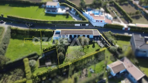 Moradia T2 para Venda em Capelas