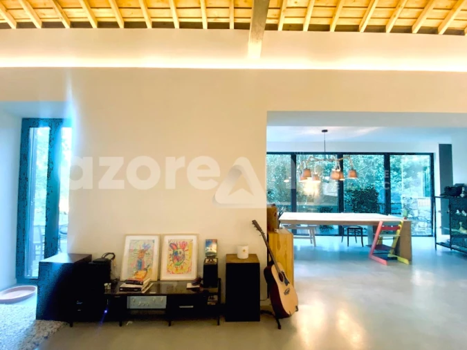 Moradia T2 para Venda em Capelas Foto 2