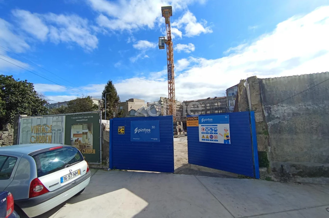 Apartamento T2 para Venda em Paranhos Foto 15