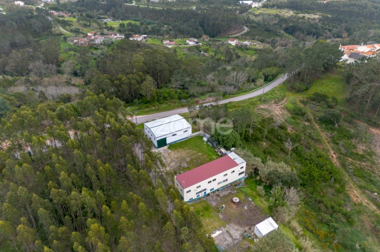 Terreno Comércio / Armazém para Venda em Tavarede