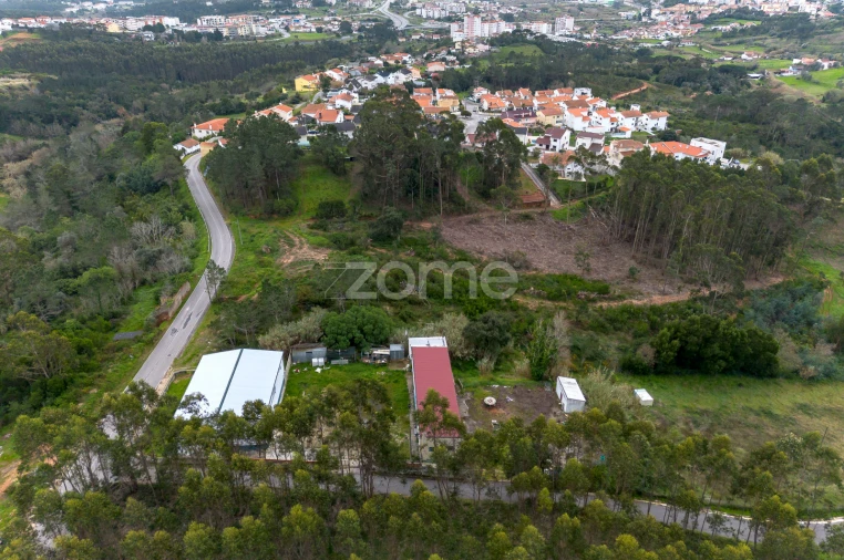 Terreno Comércio / Armazém para Venda em Tavarede Foto 3
