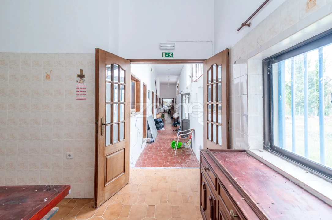 Terreno Comércio / Armazém para Venda em Tavarede Foto 24