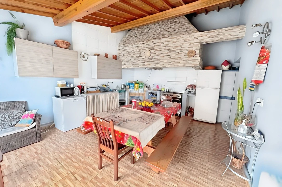 Moradia T4 para Venda em Vila do Porto Foto 13