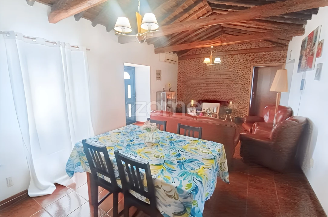 Moradia T8 para Venda em Almagreira Foto 16