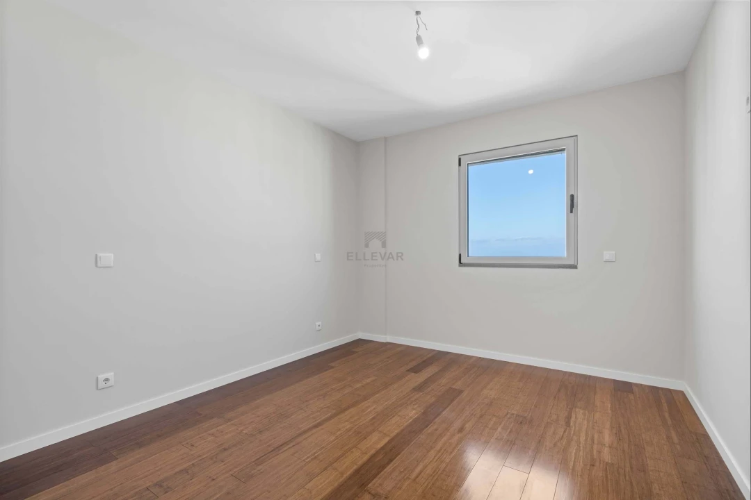 Apartamento T1 para Venda em São Martinho Foto 10