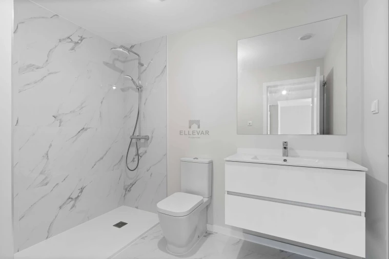 Apartamento T1 para Venda em São Martinho Foto 8