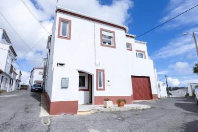 Moradia T3 para Venda em Lagos (São Sebastião e Santa Maria)