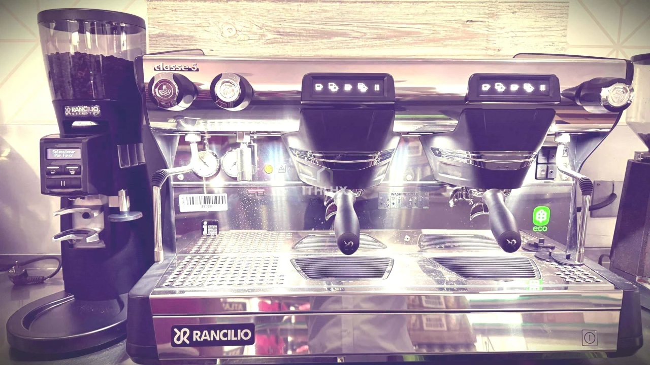 Negócio para Venda em Massamá e Monte Abraão Foto 7