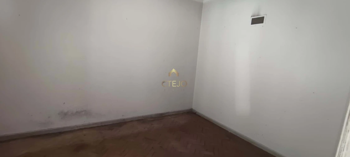 Moradia T5 para Venda em Camarate, Unhos e Apelação Foto 19