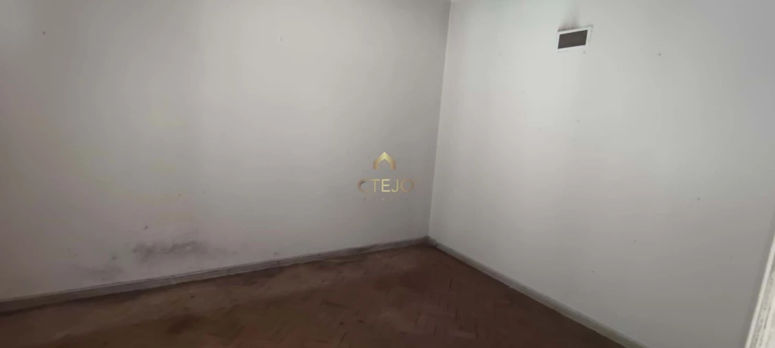 Moradia T5 para Venda em Camarate, Unhos e Apelação Foto 31