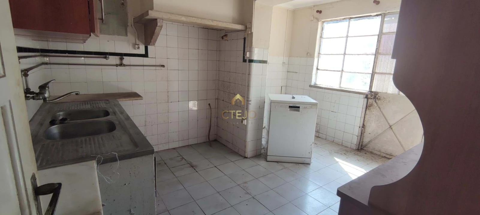 Moradia T5 para Venda em Camarate, Unhos e Apelação Foto 18