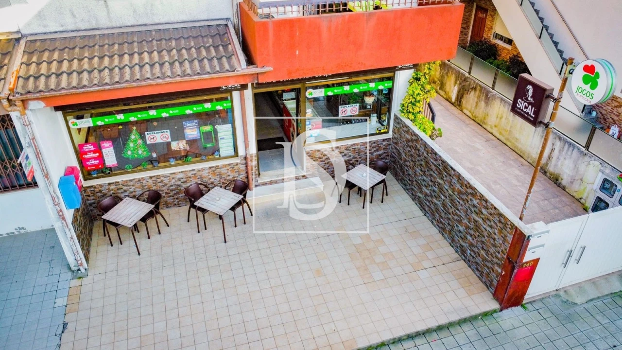 Negócio para Venda em Ermesinde Foto 8