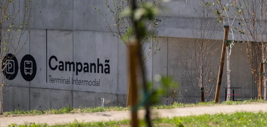 Terreno para Venda em Campanhã Foto 3