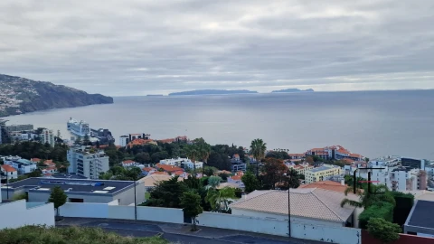 Moradia T4 para Venda em São Martinho