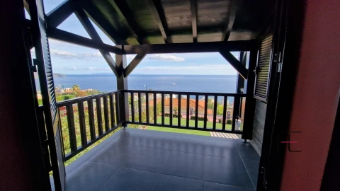 Moradia T4 para Venda em São Martinho