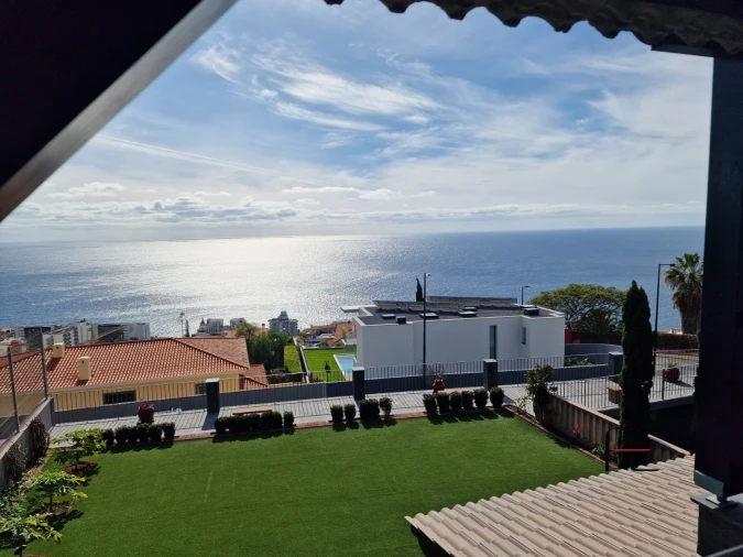 Moradia T4 para Venda em São Martinho Foto 13
