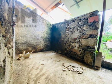 Moradia T1 para Venda em Escalos de Baixo e Mata