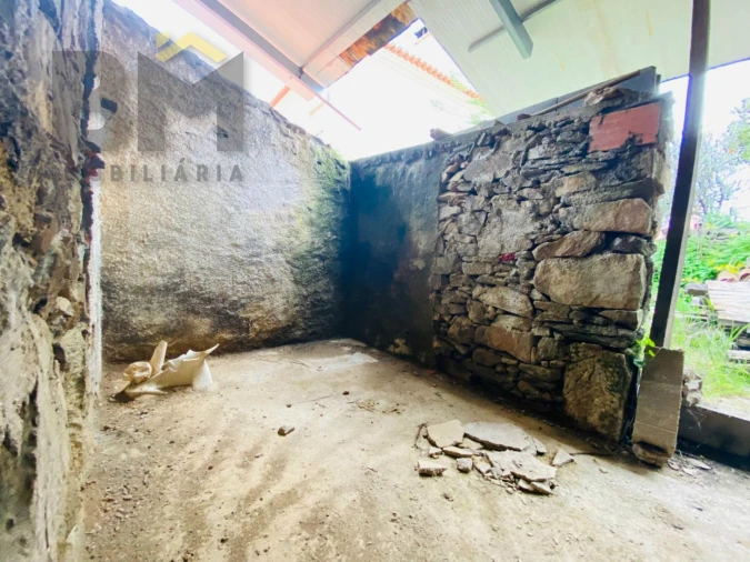 Moradia T1 para Venda em Escalos de Baixo e Mata Foto 4