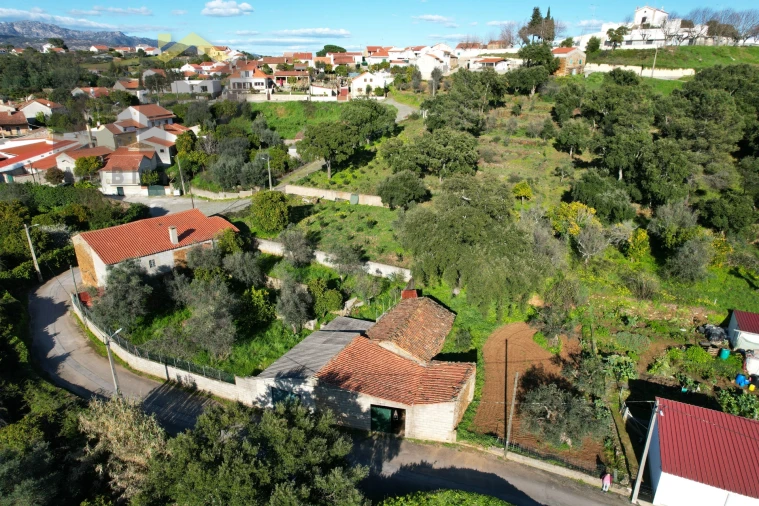 Armazém para Venda em Ninho do Açor e Sobral do Campo Foto 10