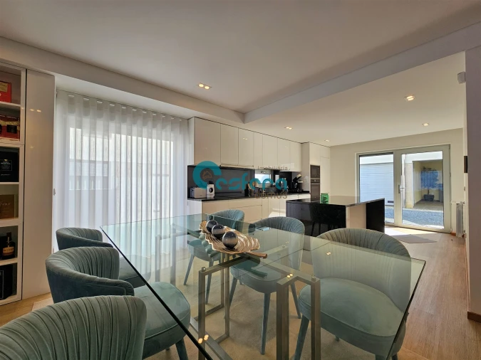 Moradia T4 para Venda em Lobão, Gião, Louredo e Guisande Foto 11