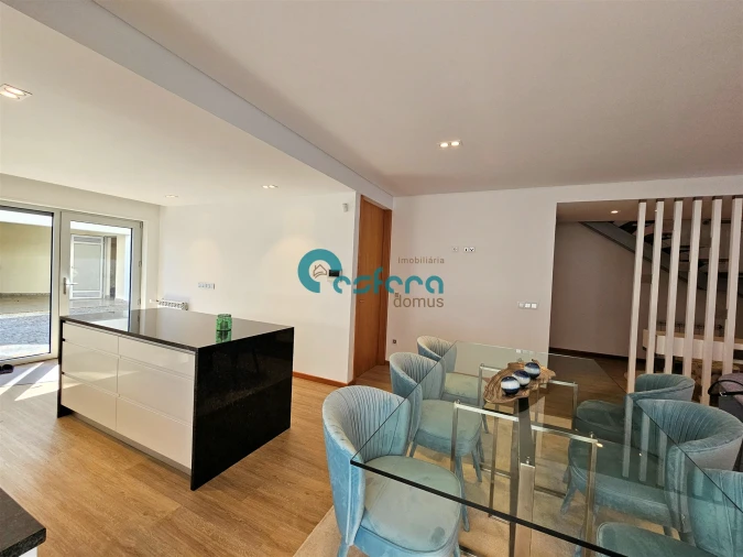 Moradia T4 para Venda em Lobão, Gião, Louredo e Guisande Foto 14