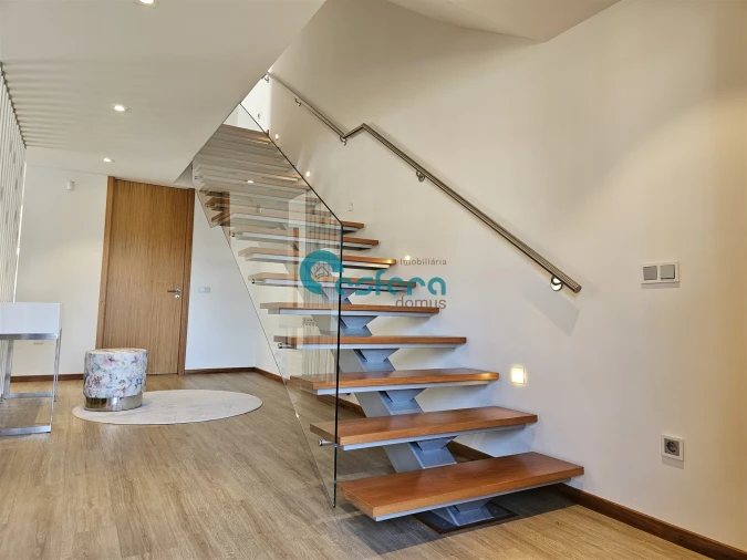 Moradia T4 para Venda em Lobão, Gião, Louredo e Guisande Foto 6