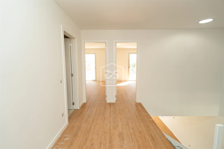 Moradia T3 para Venda em Marinha Grande Foto 26