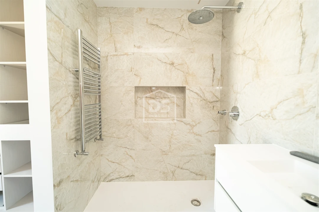 Moradia T3 para Venda em Marinha Grande Foto 24