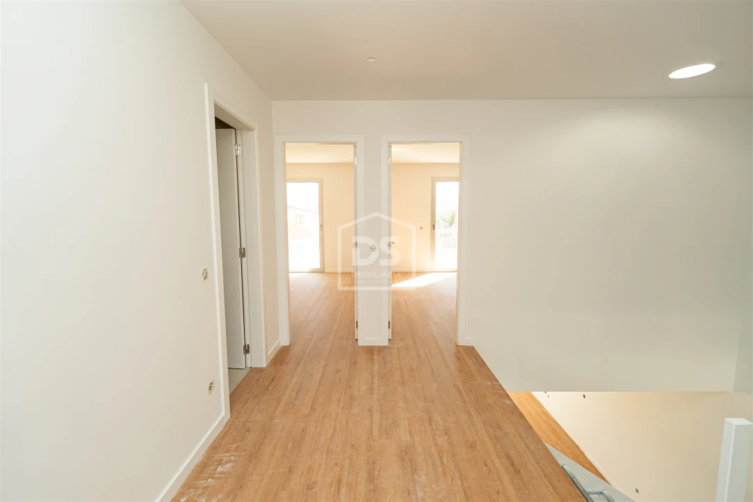 Moradia T3 para Venda em Marinha Grande Foto 26