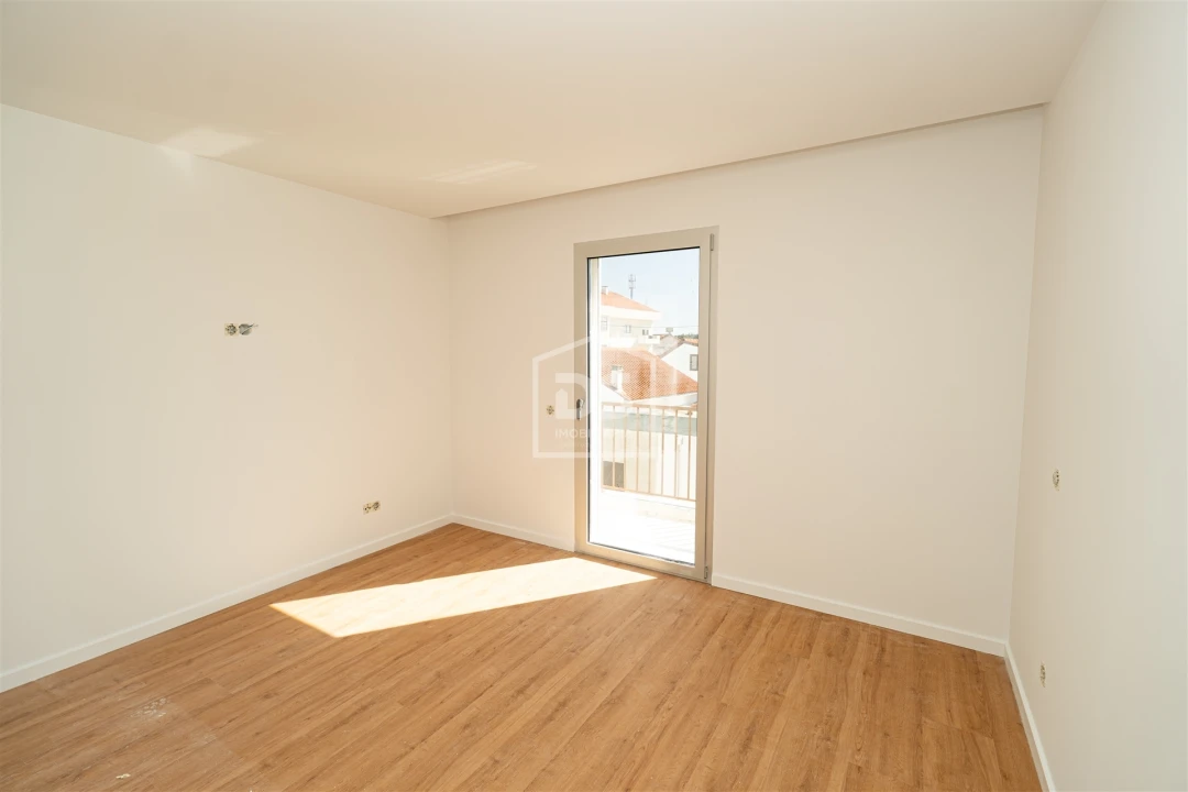 Moradia T3 para Venda em Marinha Grande Foto 17