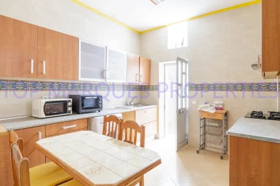 Apartamento T4 para Venda em Olhão