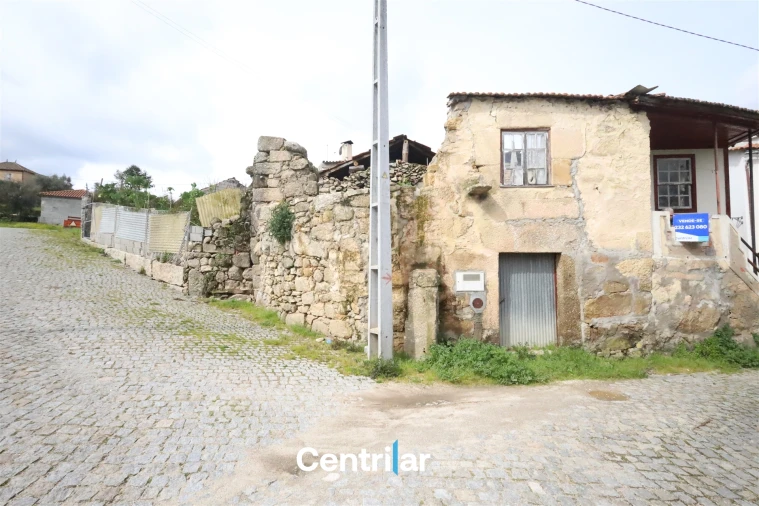 Moradia T0 para Venda em Germil Foto 3